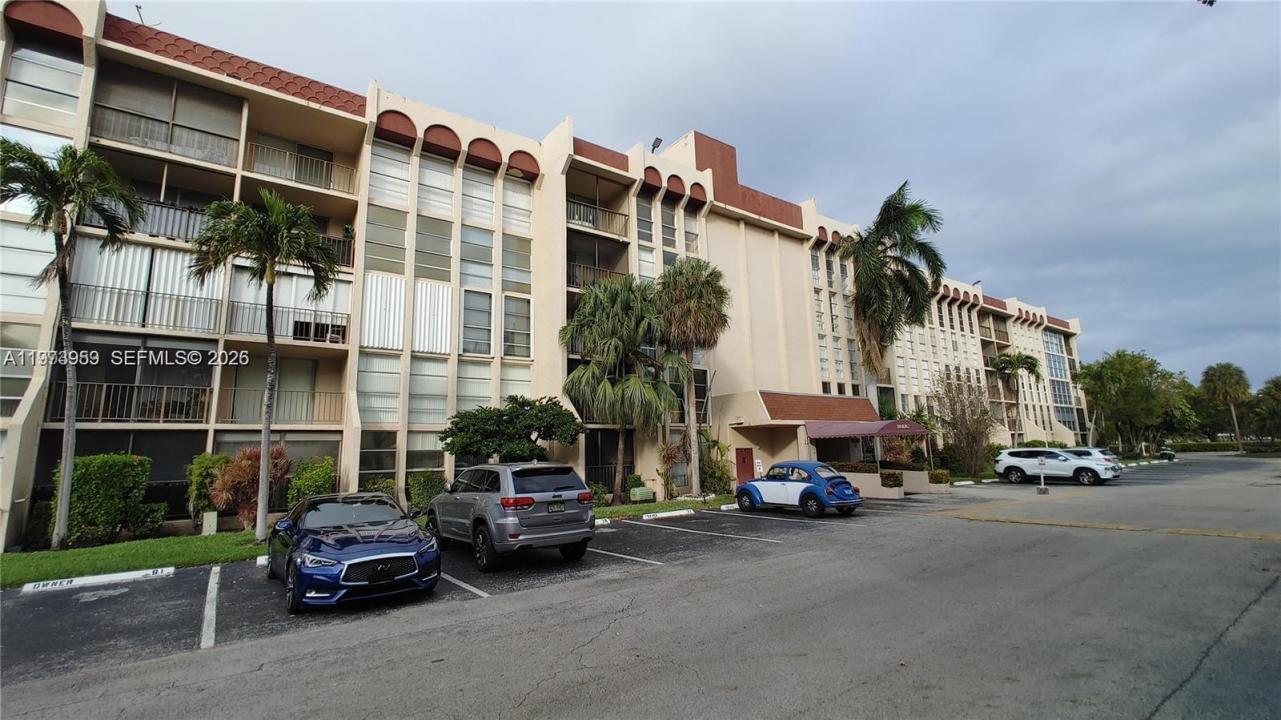 Hallandale Beach, Floryda 33009, USA