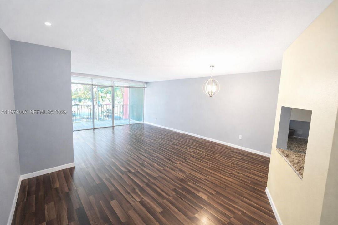 1780 NE 191st St 210-2, Miami, Floride 33179, États-Unis