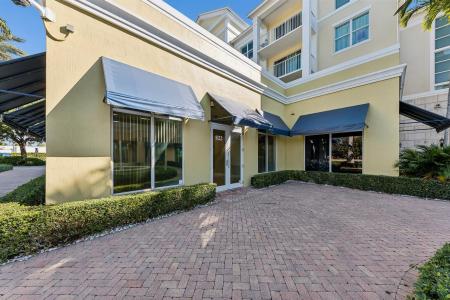 826 N Dixie Highway 11-15, Lantana, Florida 33462