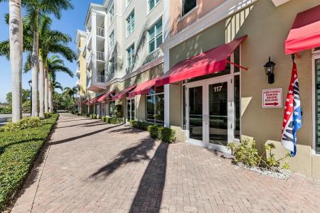 117 Moorings Drive 38-39, Lantana, Florida 33462