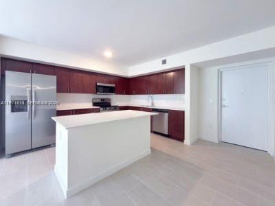 11239 NW 4th Ter 610, Sweetwater, Florida 33172, HOA KỲ