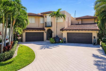 2850 NE 44th Street, Lighthouse Point, Florida 33064