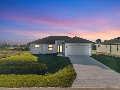 1024 Halby, Lehigh Acres, Florida 33974, USA