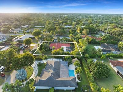 8265 SW 145th St, Palmetto Bay, Florida 33158, USA