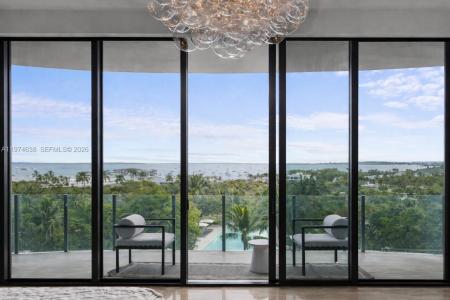 2821 S Bayshore Dr 8A, Coconut Grove, Florida 33133, USA