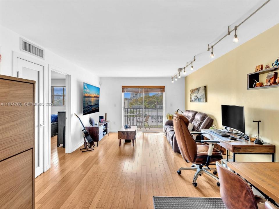 1236 Alton Rd 402, Miami Beach, Florida 33139, Stati Uniti