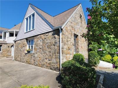 152 Tuckerman Avenue 14, Middletown, RI 02842, USA