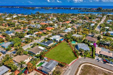 203 Gregory Place, West Palm Beach, Florida 33405