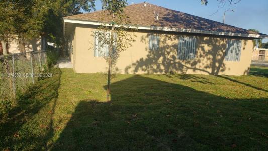 Miami, Florida 33150, USA