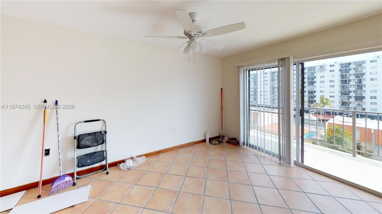 3665 NE 167 Street 501, North Miami Beach, Florida 33160, USA