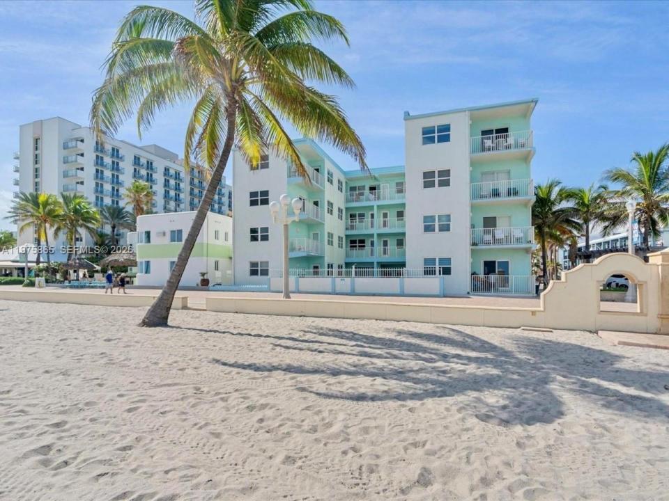 2600 N Surf Rd 403, Hollywood, Florida 33019, Stati Uniti