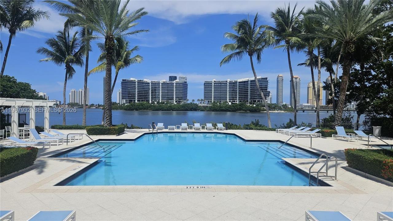 3145 NE 184th St 5102, Aventura, Florida 33160, USA