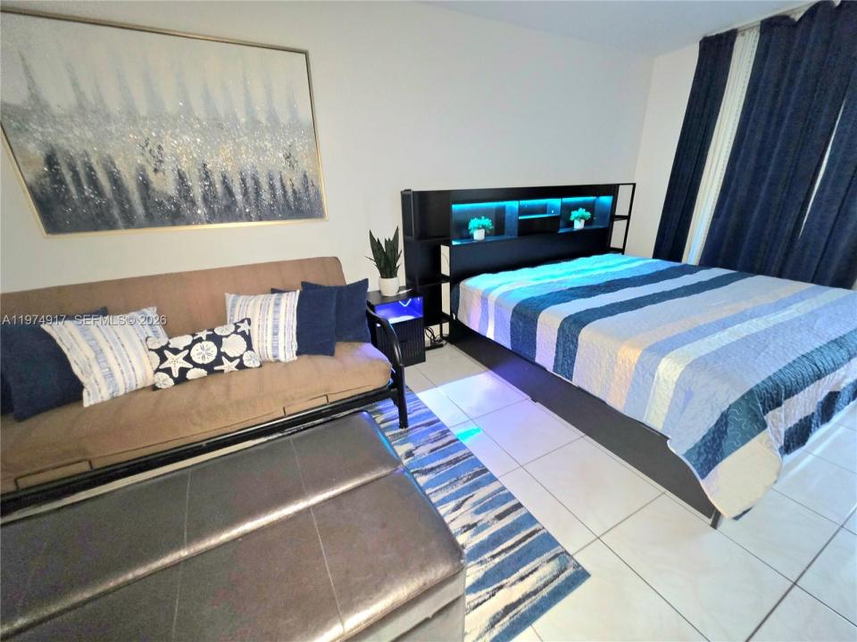 19201 Collins Ave 432, Sunny Isles Beach, Florida 33160, Stati Uniti