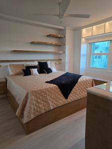 1035 Hillsboro Mile 32, Hillsboro Beach, Floride 33062, États-Unis