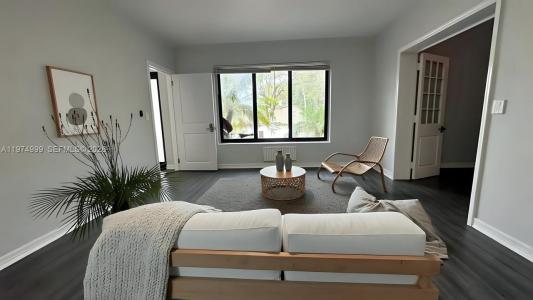 320 SW 29th Rd 1, Miami, Florida 33129, USA