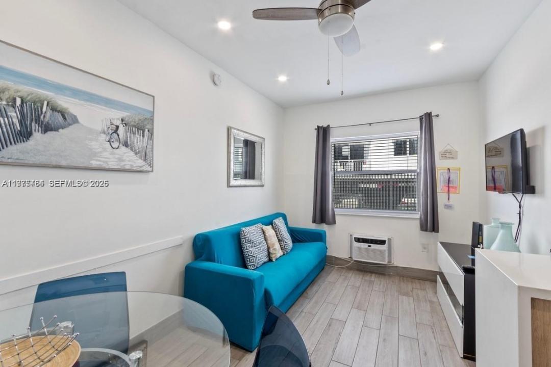 335 Ocean Dr 122, Miami Beach, Florida 33139, Stati Uniti