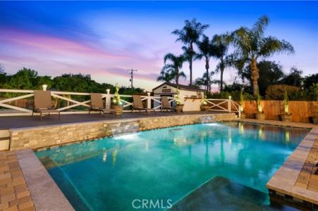 La Serna, Whittier, California 90605, Stati Uniti