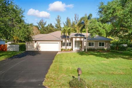 5320 SW 199th Avenue, Pembroke Pines, Floride 33332, États-Unis