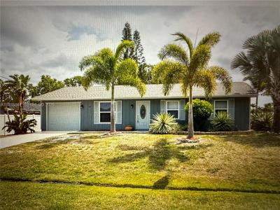 1757 SW Burlington St, Port St. Lucie, Florida 34984, USA