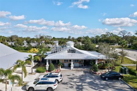 3700 SW 9th Street #101, Vero Beach, 佛羅里達州 32968, 美國