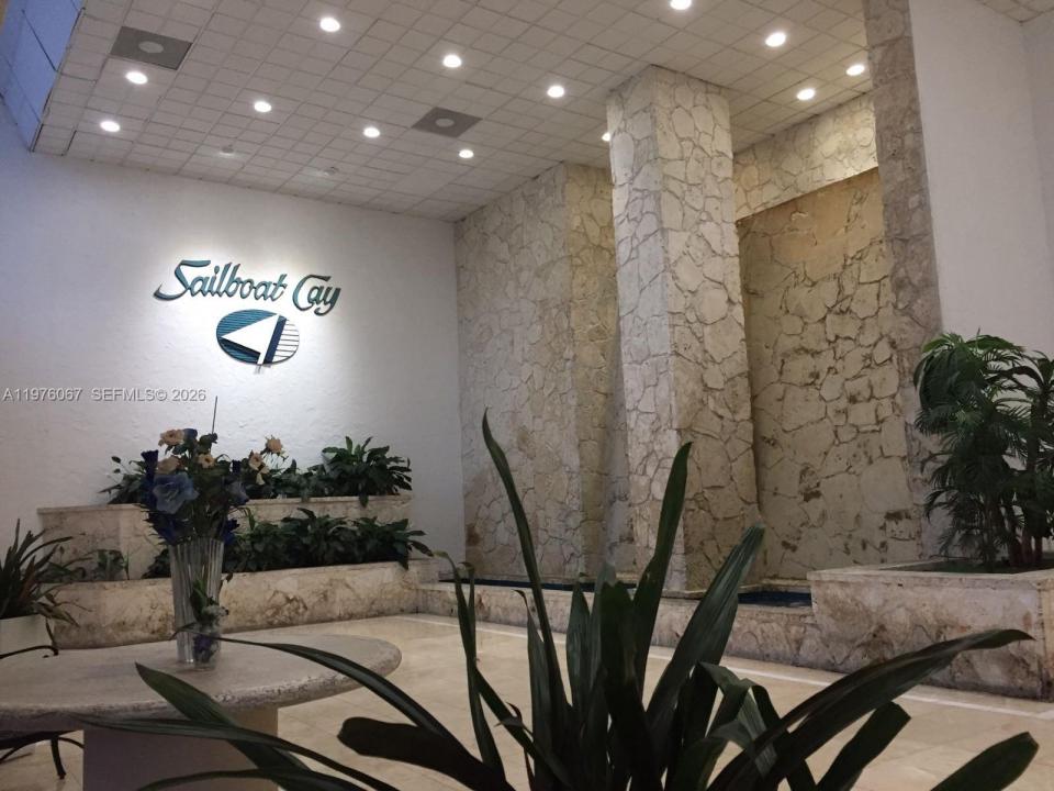 13499 Biscayne Blvd 1505, North Miami, فلوريدا 33181, الولايات المتحدة