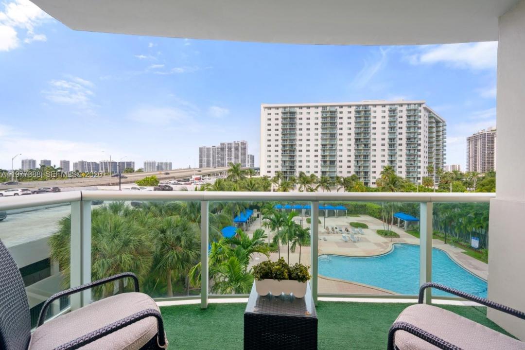 19370 Collins Ave 402, Sunny Isles Beach, Floride 33160, États-Unis