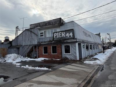 444 Fire Island Avenue, Babylon, New York 11702, États-Unis