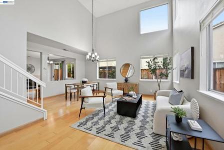 Harbor Way, San Leandro, كاليفورنيا 94579, الولايات المتحدة