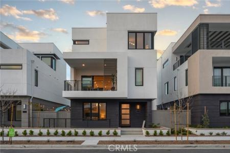 Peebler Way, Tustin, Kalifornia 92782, USA