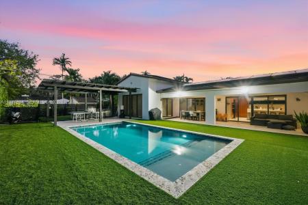 766 NE 96th St, Miami Shores, Florida 33138, USA