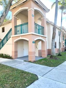 1270 SE 31st Ct 201-35, Homestead, Florida 33035, USA