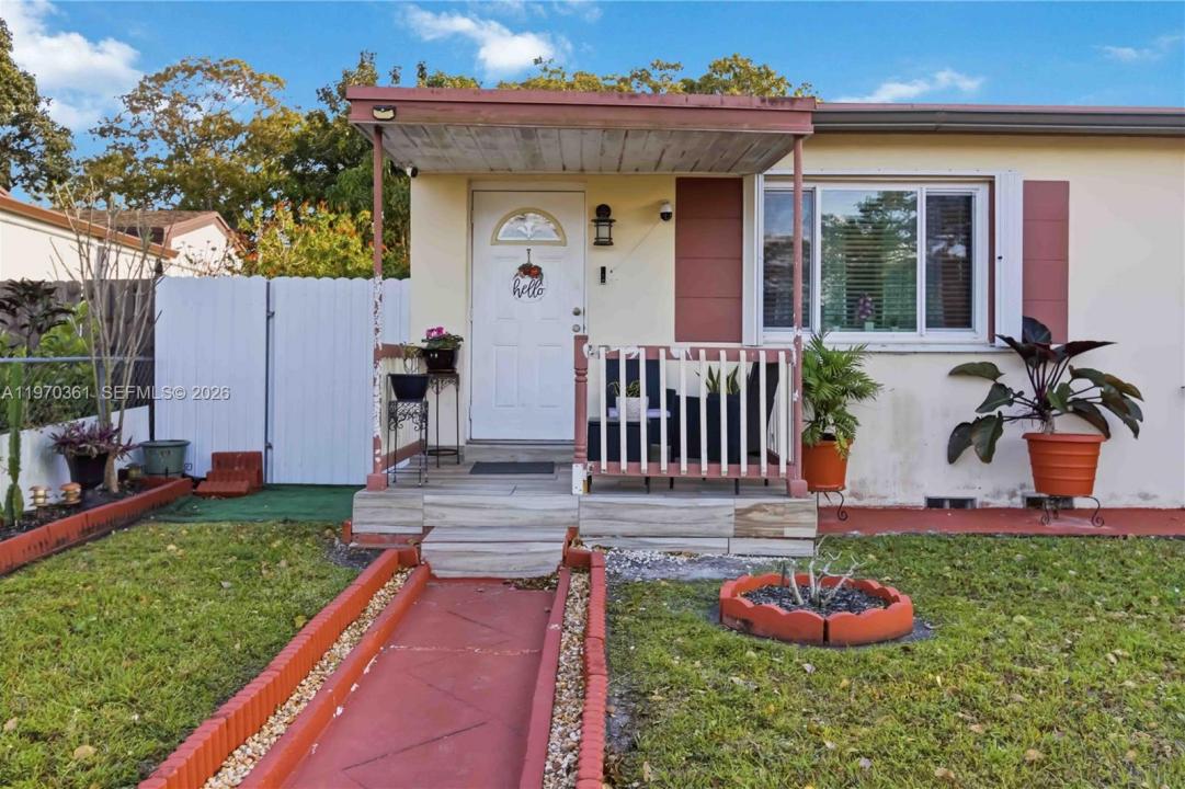380 NW 133rd St, North Miami, Florida 33168, USA