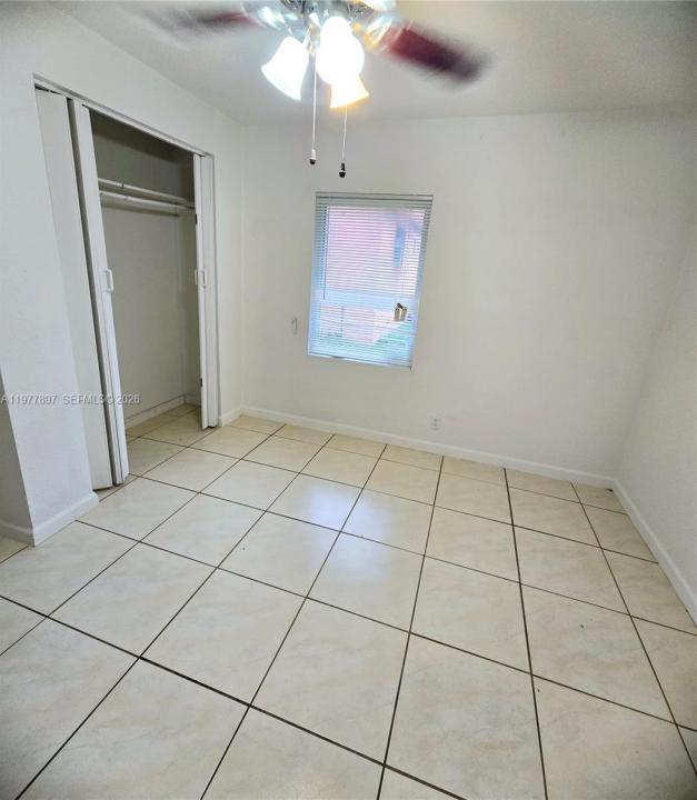 1436 NW 51st Ter, Miami, Florida 33142, Stati Uniti