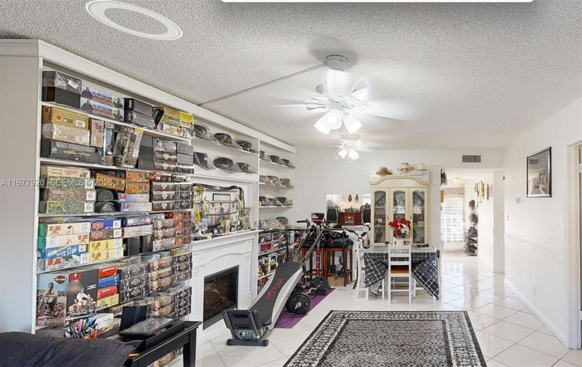 6570 Royal Palm Blvd 215J, Margate, Floride 33063, États-Unis
