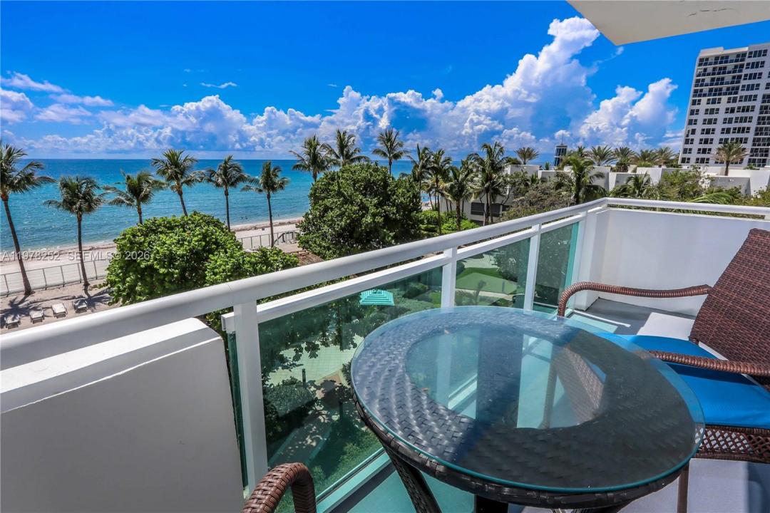 3001 S Ocean Dr 411, Hollywood, Florida 33019, Stati Uniti