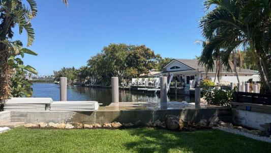 2416 NE 19th Ter, Wilton Manors, Florida 33305