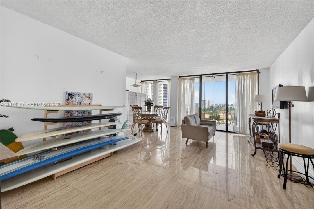 19355 Turnberry Way 17C, Aventura, Floride 33180, États-Unis