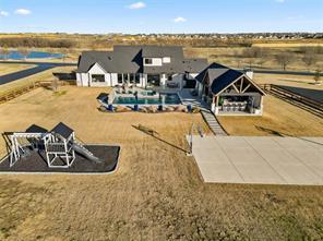 200 Sutherland Crescent, Northlake, Texas 76247