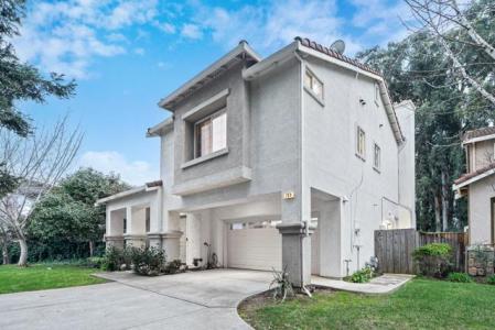 Raineer Court, San Leandro, كاليفورنيا 94577, الولايات المتحدة