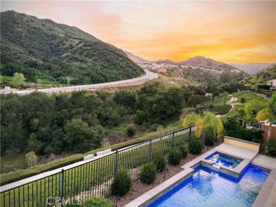 Schoenborn Street, West Hills, Californie 91304, États-Unis