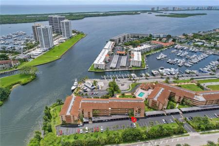 1036 Us Highway 1 116, North Palm Beach, Florida 33408, USA