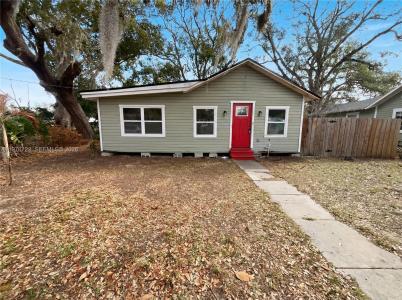 244 S Rhodes, Mount Dora, Florida 32757, USA