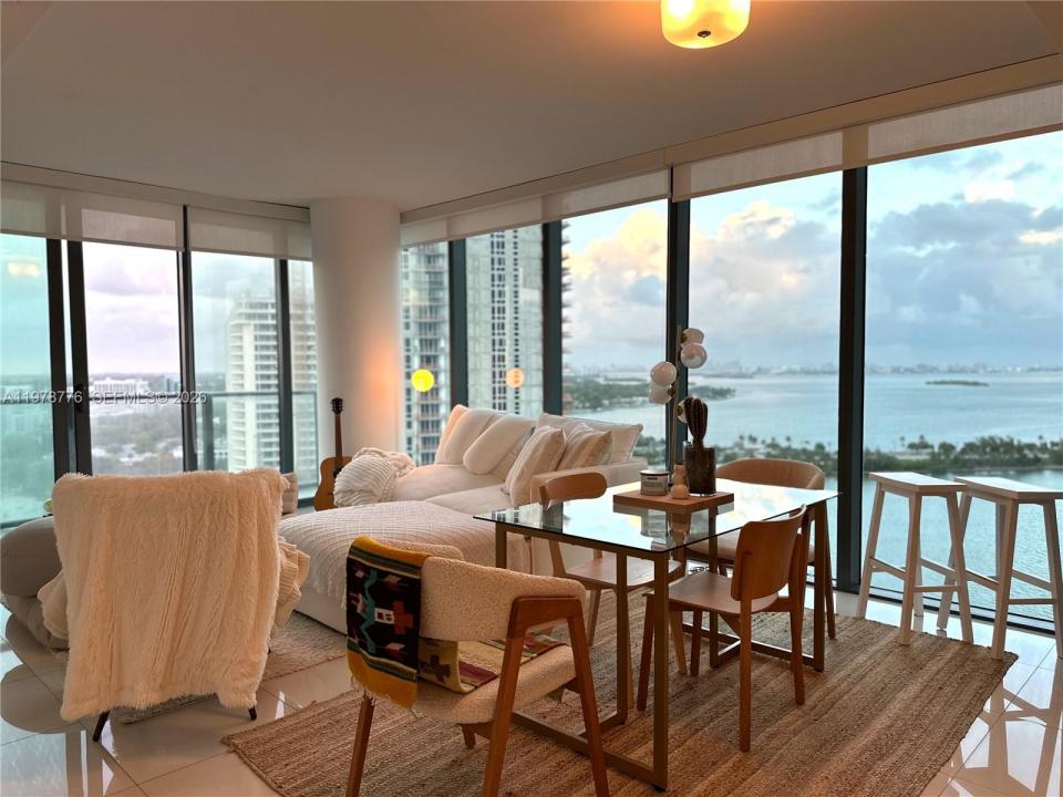 650 NE 32nd St 2108, Miami, Floride 33137, États-Unis