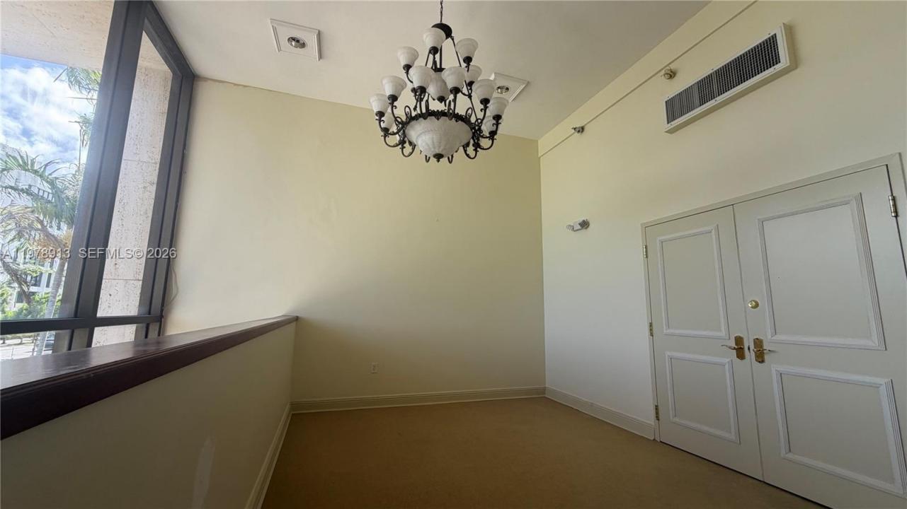 2435 Hollywood Blvd, Hollywood, Florida 33020, USA