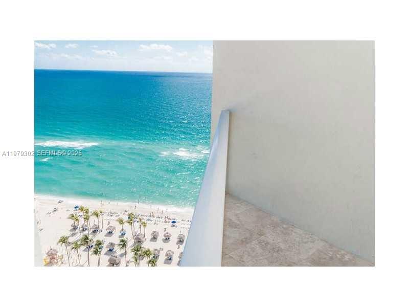16699 Collins Ave 2406, Sunny Isles Beach, Florida 33160, USA
