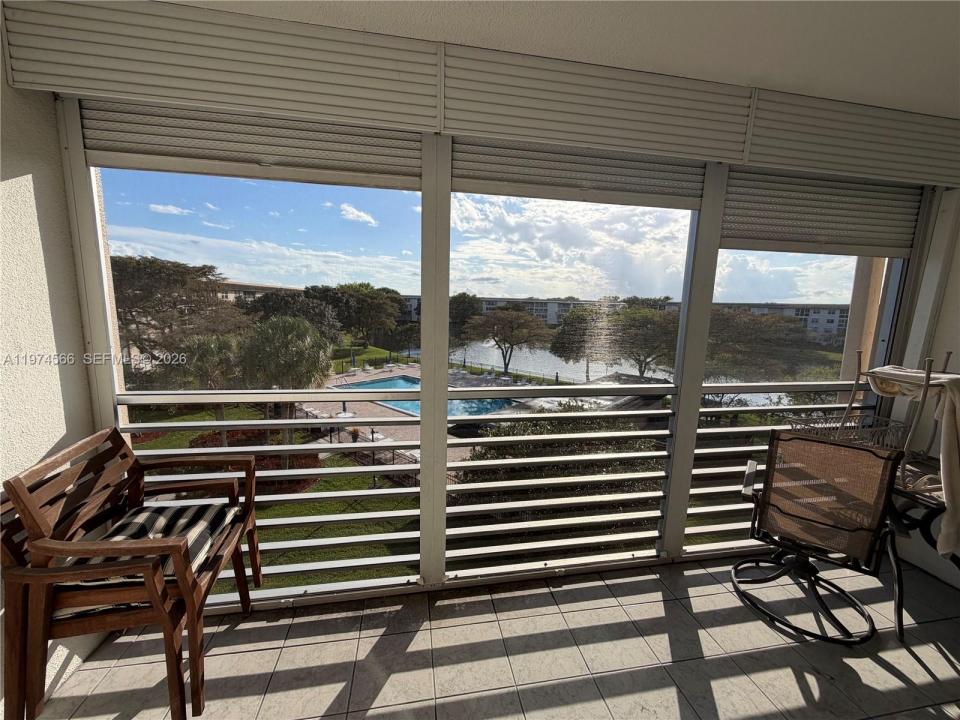 1702 Andros Isle C4, Coconut Creek, 佛罗里达州 33066, 美国