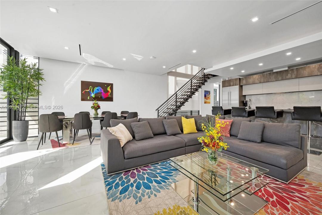 2516 NE 21st St B, Fort Lauderdale, Floride 33305, États-Unis