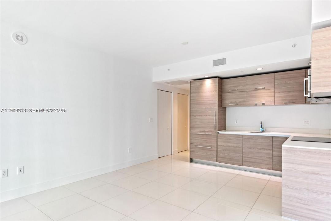 1300 S Miami Ave 2308, Miami, Florida 33130, Stati Uniti