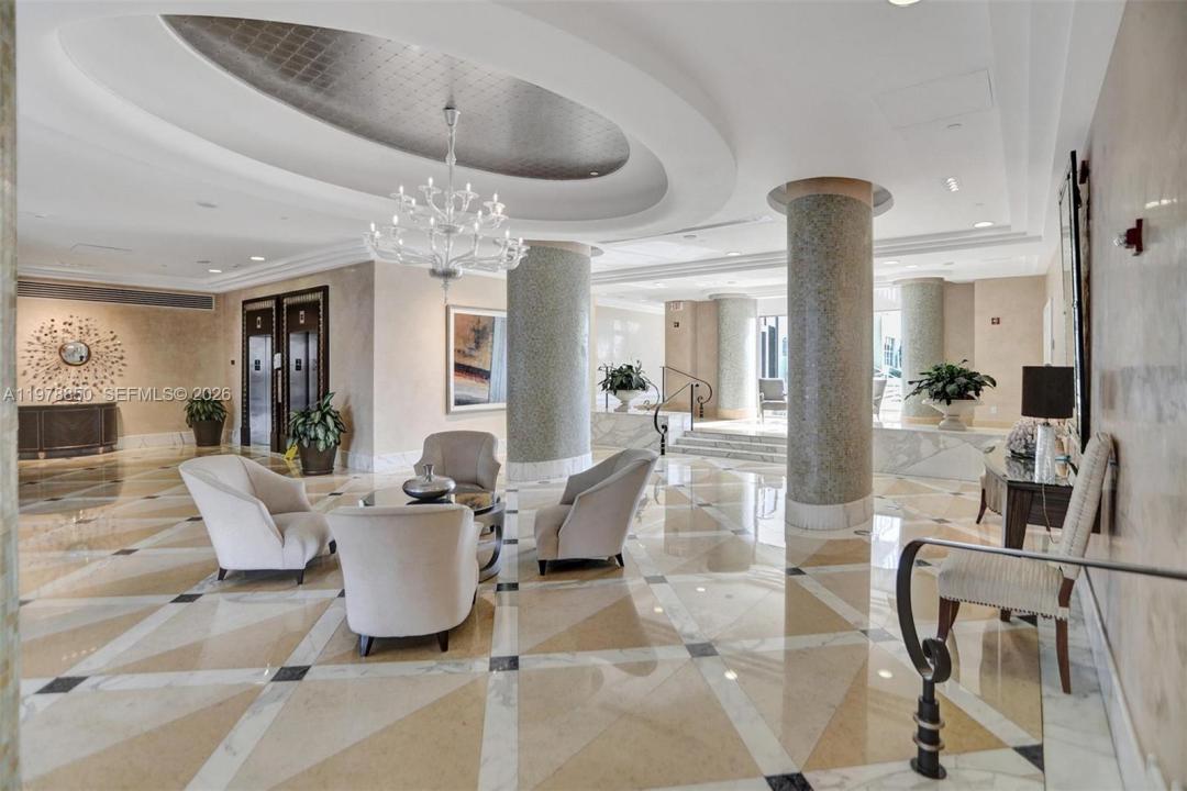 6917 Collins Ave 915, Miami Beach, Floride 33141, États-Unis