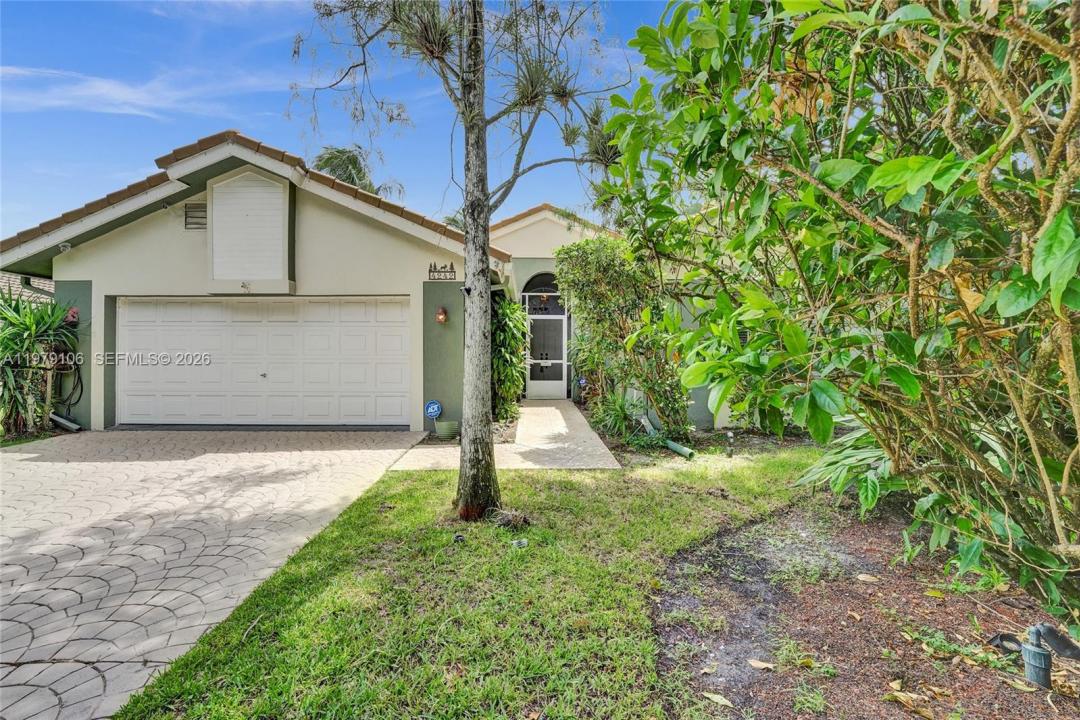 4242 NW 66th St, Coconut Creek, Florida 33073